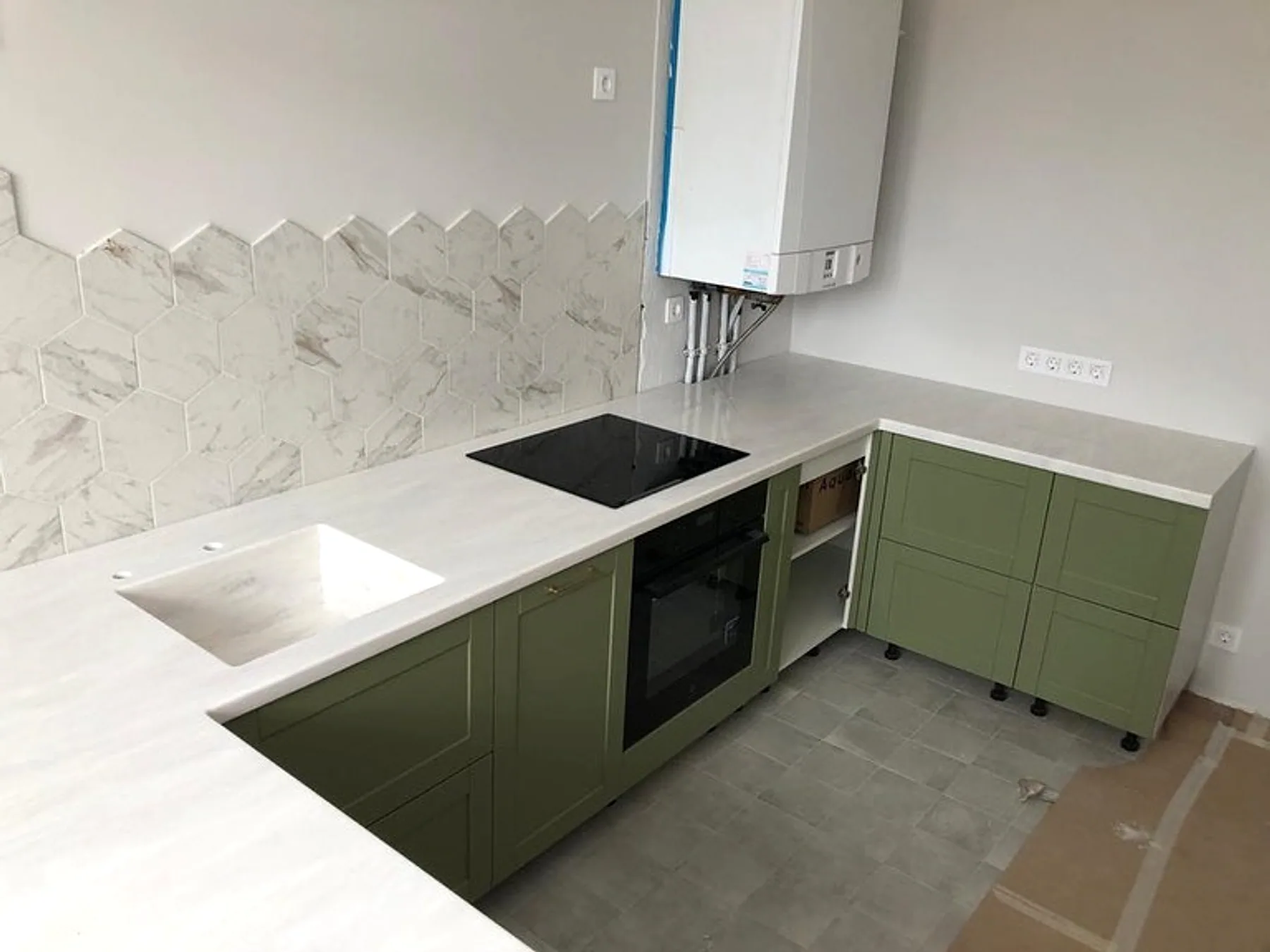 Каменная зона для ванной Камень МИС